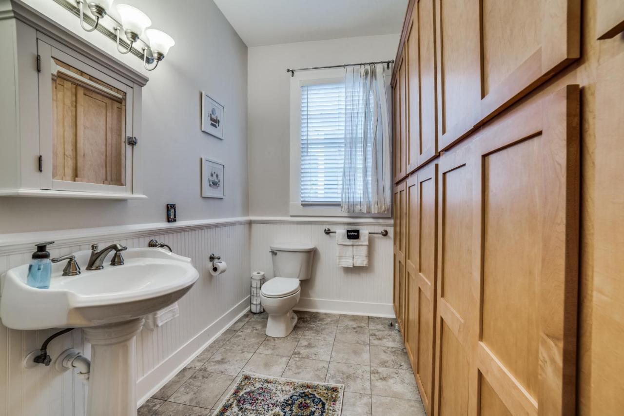 Downtown Historic 2Bdrm, Walk To Riverwalk, Alamo; Beautifully Renovated! San Antonio Exterior photo